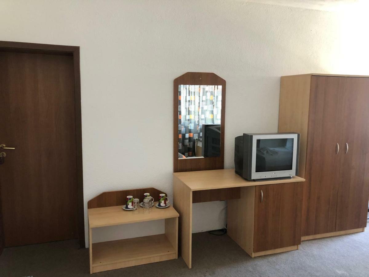 קיטן Хотел Милев מראה חיצוני תמונה